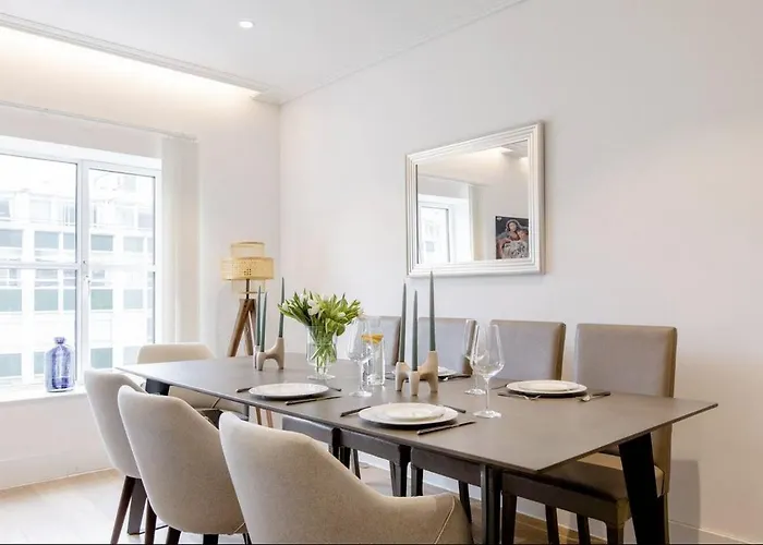 Home Stay - Coven Garden